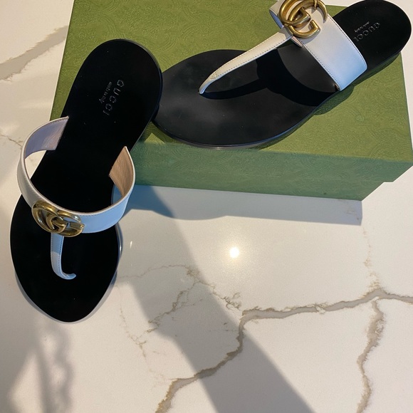 Marmont GG logo Leather thong sandals - Picture 7 of 10